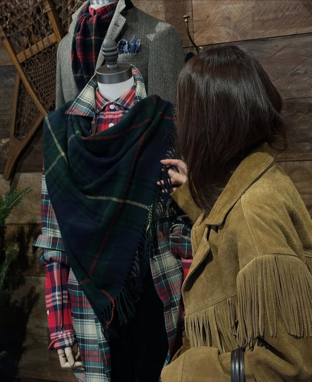 [잡담] 251101 크리스탈 인스타 🐎 🌲 🎁 | 인스티즈