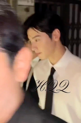 [잡담] 쇼메 차은우 출퇴근 VS 군인 차은우 출퇴근 | 인스티즈