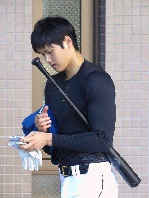 오타니의 벌크업 과정 | 인스티즈