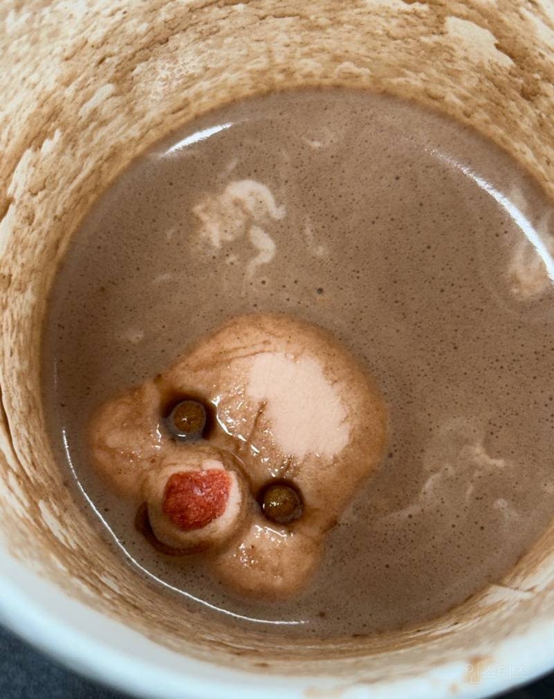 악마같이 생겼다는 핫초코 미떼 마시멜로.jpg | 인스티즈