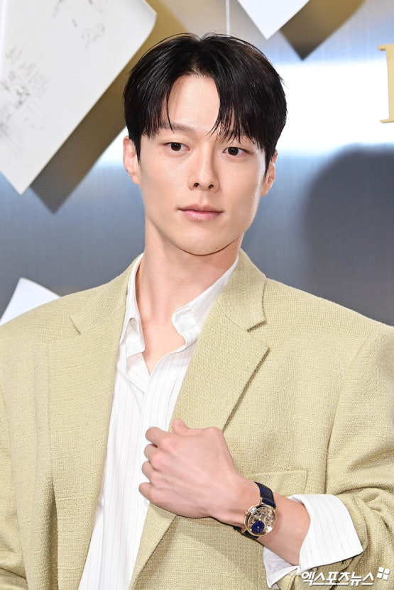 [마플] 장기용 머리만 문제가 아니라 화장은 왜 저럼 | 인스티즈