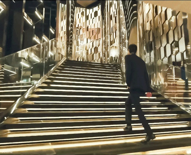 [잡담] 변우석) 이 얼굴로 왕자랑 헌터 말아주는 거 감다살 | 인스티즈