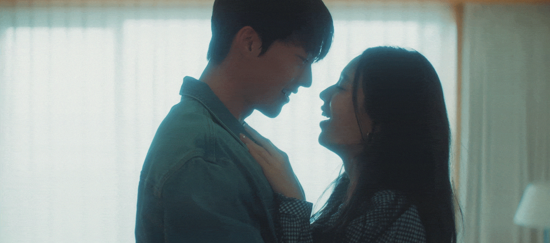 원나잇할 뻔한 썸남 상사로 다시 만났는데 어캄 | 인스티즈