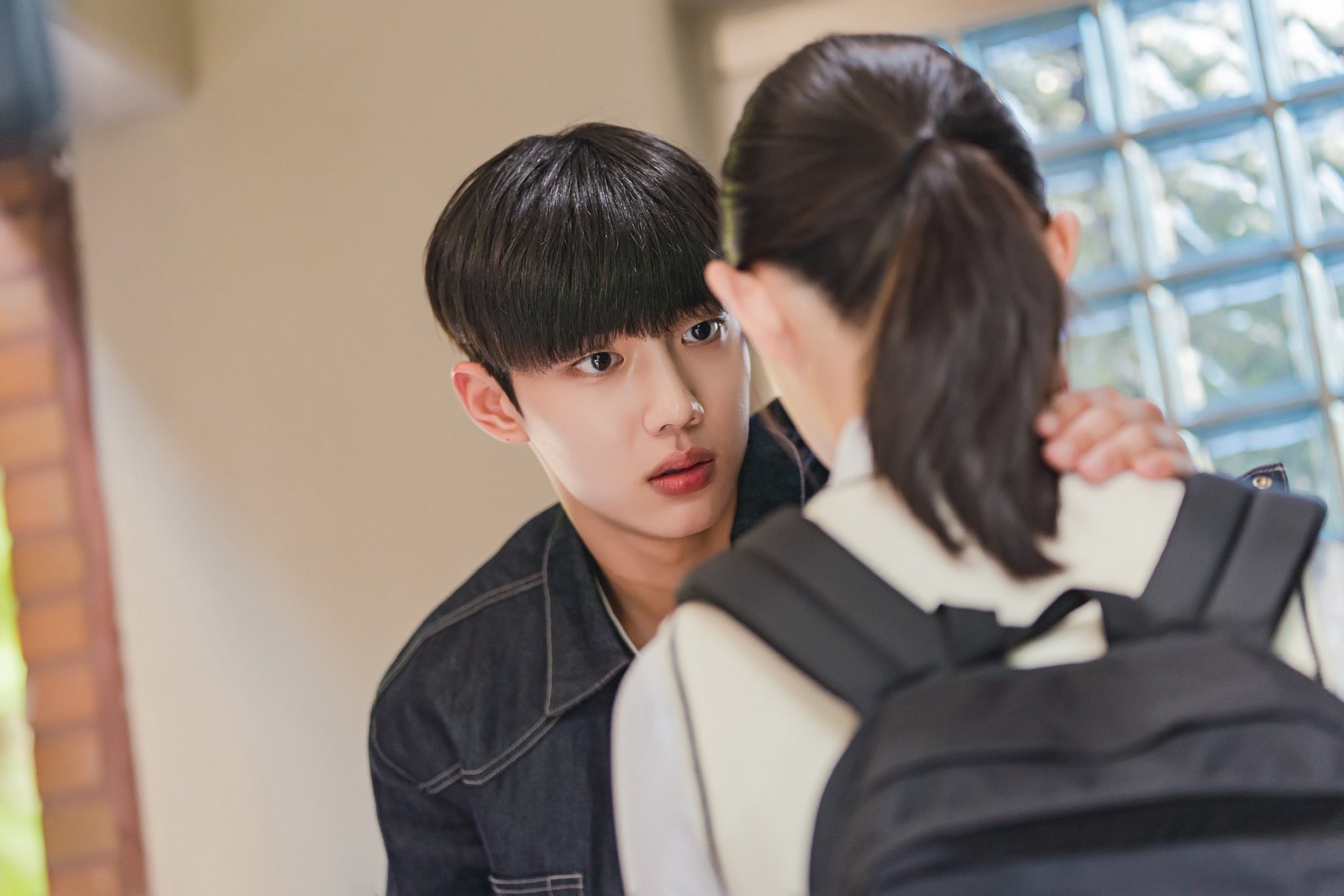 [잡담] 스피릿핑거스) 내 눈빛이 너무 달달한 탓일까…ㅜㅜ두근두근 설렘 폭발! 5·6부 스틸컷 공개✨우연X기정, 엇갈린 사랑의 작대기…그 끝은 어디로? | 인스티즈