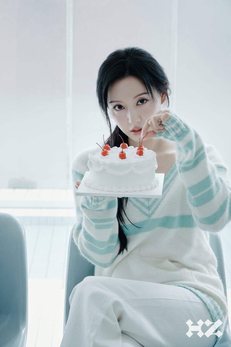 [잡담] 김지원 생일 카페 비하인드 사진들 | 인스티즈