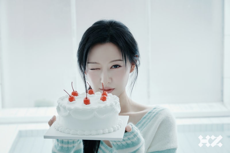 [잡담] 김지원 생일 카페 비하인드 사진들 | 인스티즈