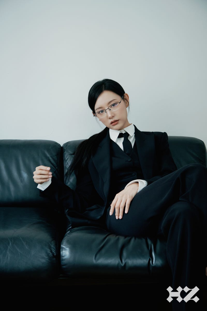 [잡담] 김지원 생일 카페 비하인드 사진들 | 인스티즈