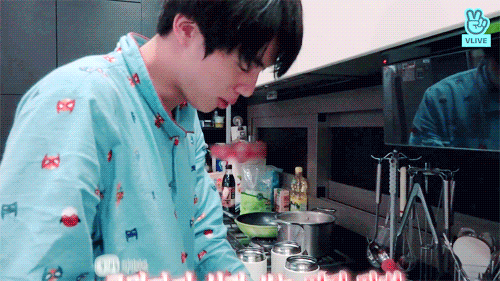 [잡담] 갑자기 방탄 이거 생각나서 가슴에 국밥쏟음 | 인스티즈