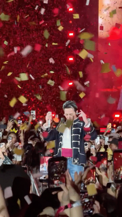 역대급 공연장 아예 지어버린 지드래곤 하노이 콘서트 | 인스티즈