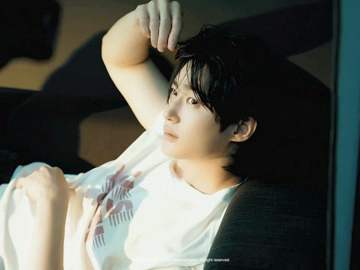 [잡담] 변우석 얼굴이 개오반데 | 인스티즈