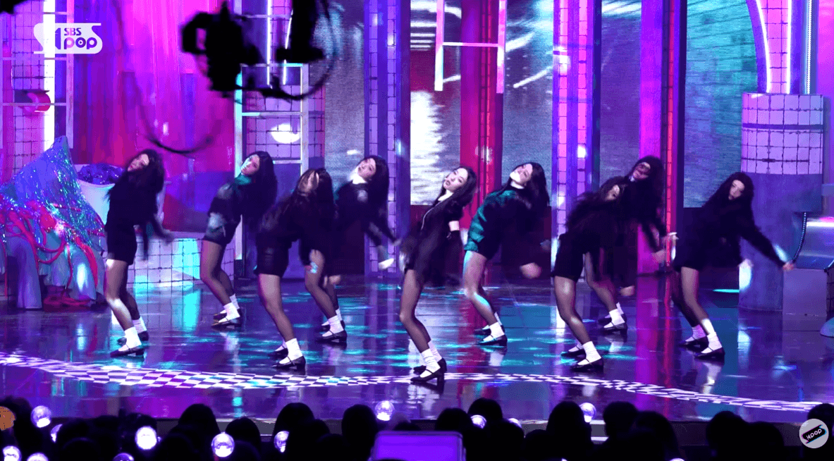 데뷔 18년차에 무릎 갈아가며 춤추는 여돌 진짜 계심 | 인스티즈