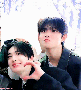 [잡담] 사실 보플 잘 몰랐을때부터 이 둘이 제일 눈에 들어왔는데 | 인스티즈