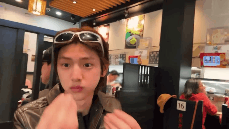 [잡담] 코르티스 주훈이 따라하는 건호가 너무 귀여워 | 인스티즈