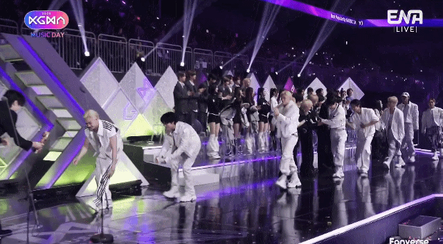 [잡담] 변우석땜에(?) 영원히 고통받는 스키즈 | 인스티즈