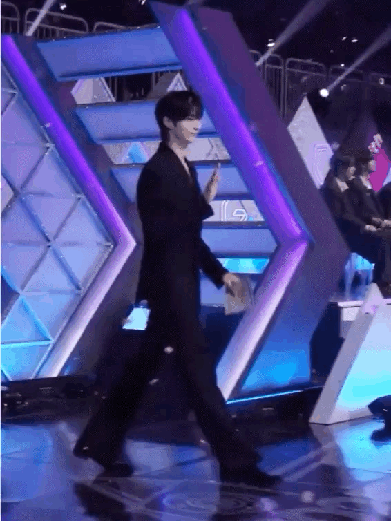 [잡담] 변우석 오늘 얼굴이 개미쳤는데... | 인스티즈