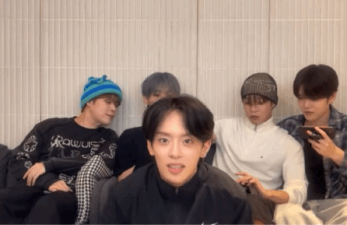 [잡담] 유강민 오늘자 얼빡 구라 같음 | 인스티즈