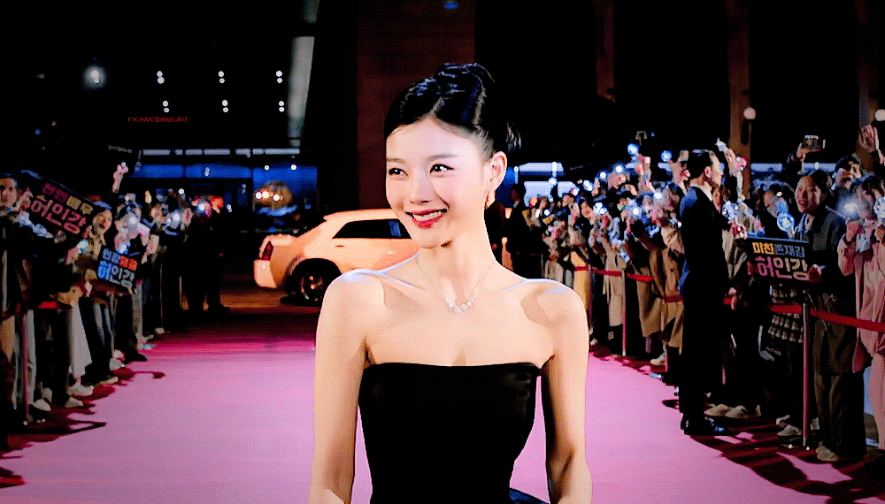 [잡담] 김유정 드레스 짤 세상에서 젤 예쁨 | 인스티즈