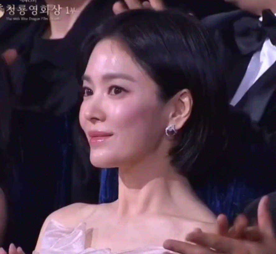 [잡담] 오늘 송혜교 얼굴 볼사람 | 인스티즈