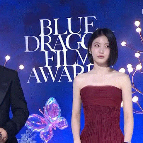 [잡담] 오늘 신예은 인간 장미가틈..🌹 | 인스티즈