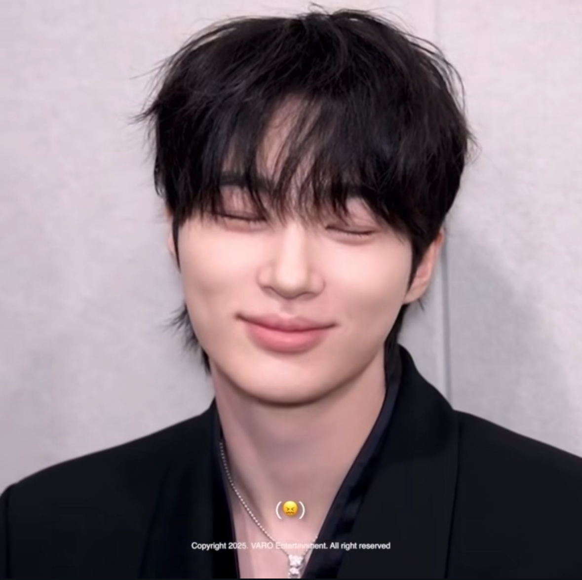 [잡담] 변우석) 우뜨케 떨리는데 안떨려고 노력하는게 보임ㅋㅋㅋㅋ | 인스티즈