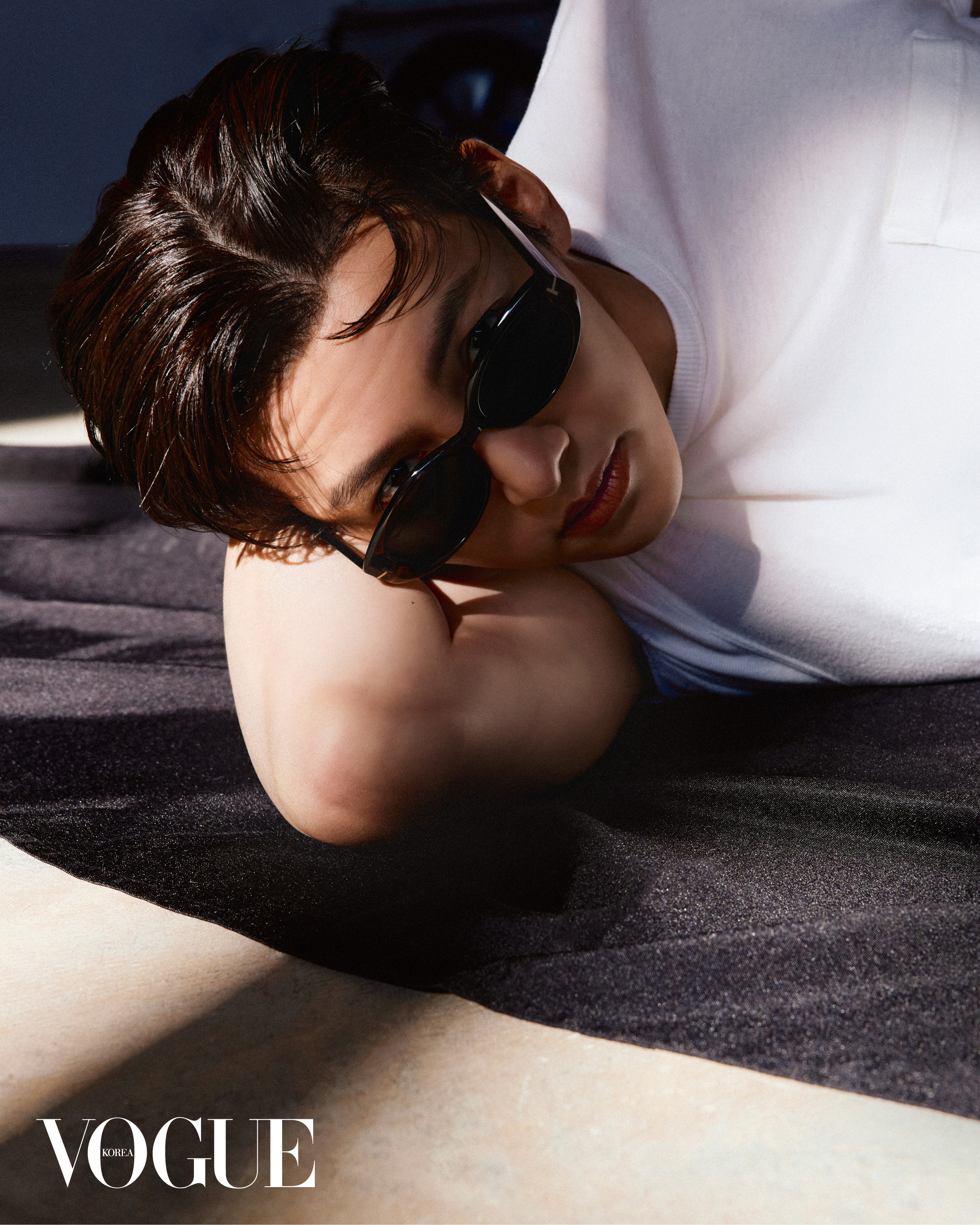 [잡담] 지창욱 보그코리아 12월 톰포드 화보 방금 떴는데 | 인스티즈