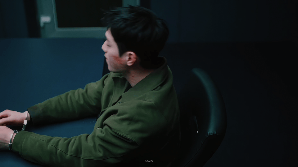 현재 모두가 정색중인 서강준 턱 발달 언급..JPG | 인스티즈