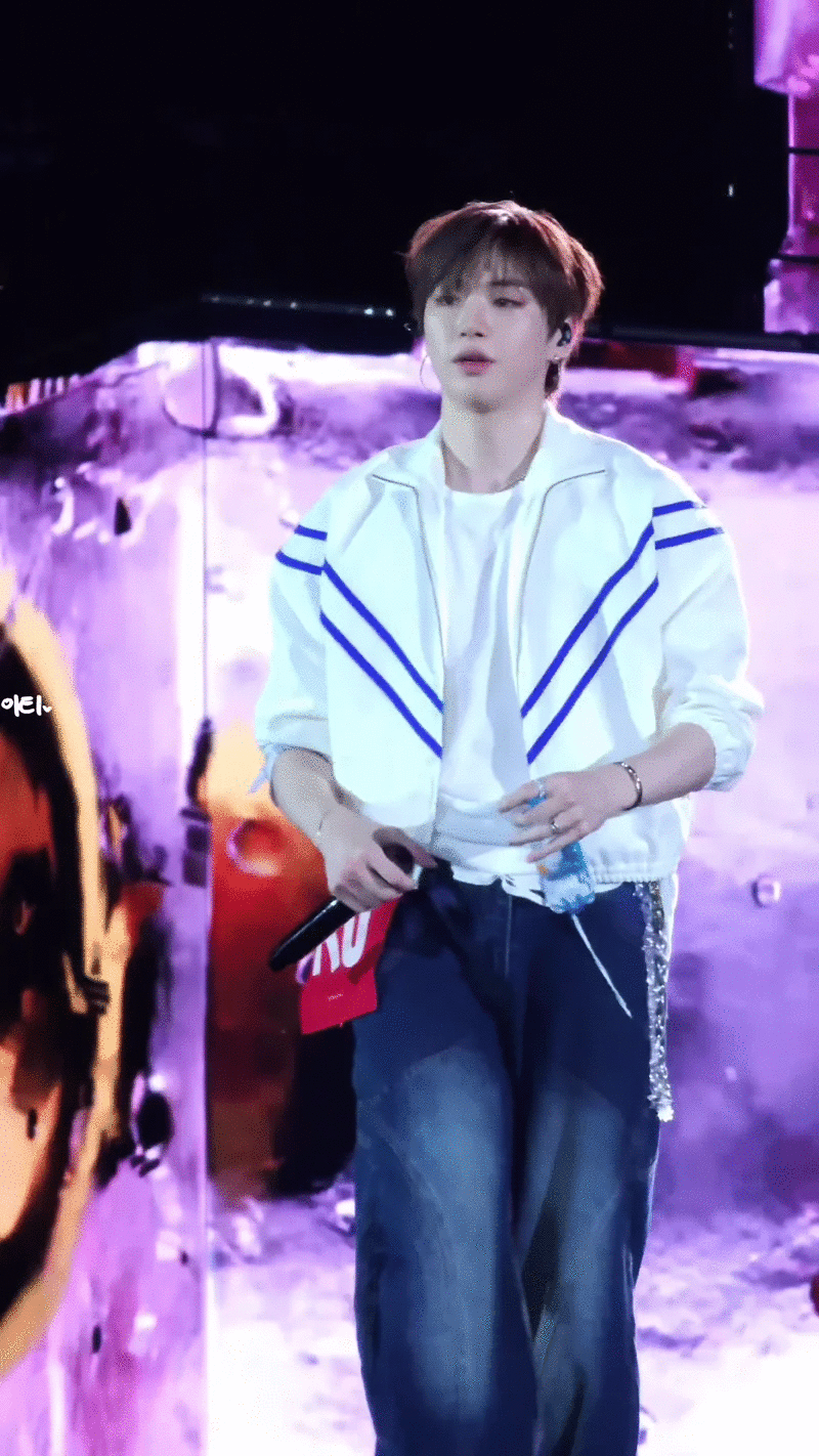 강다니엘 어제자 근황 | 인스티즈