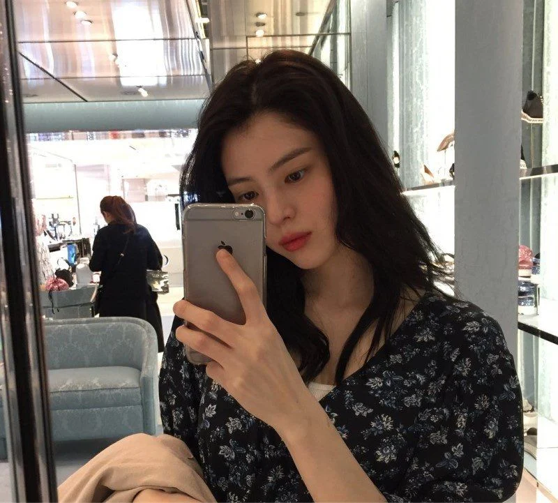 배우 한소희 거울 셀카 모음.jpg | 인스티즈