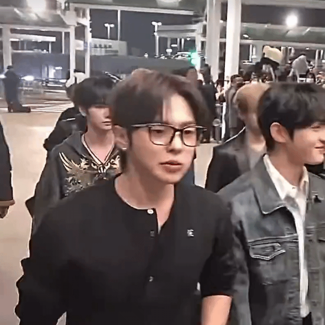 [잡담] 알디원 리더랑 센터 포스가 장난아니네 | 인스티즈