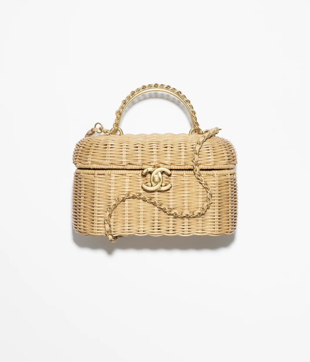 곧 매장에 풀릴거라는 샤넬 신상 시즌백 | 인스티즈