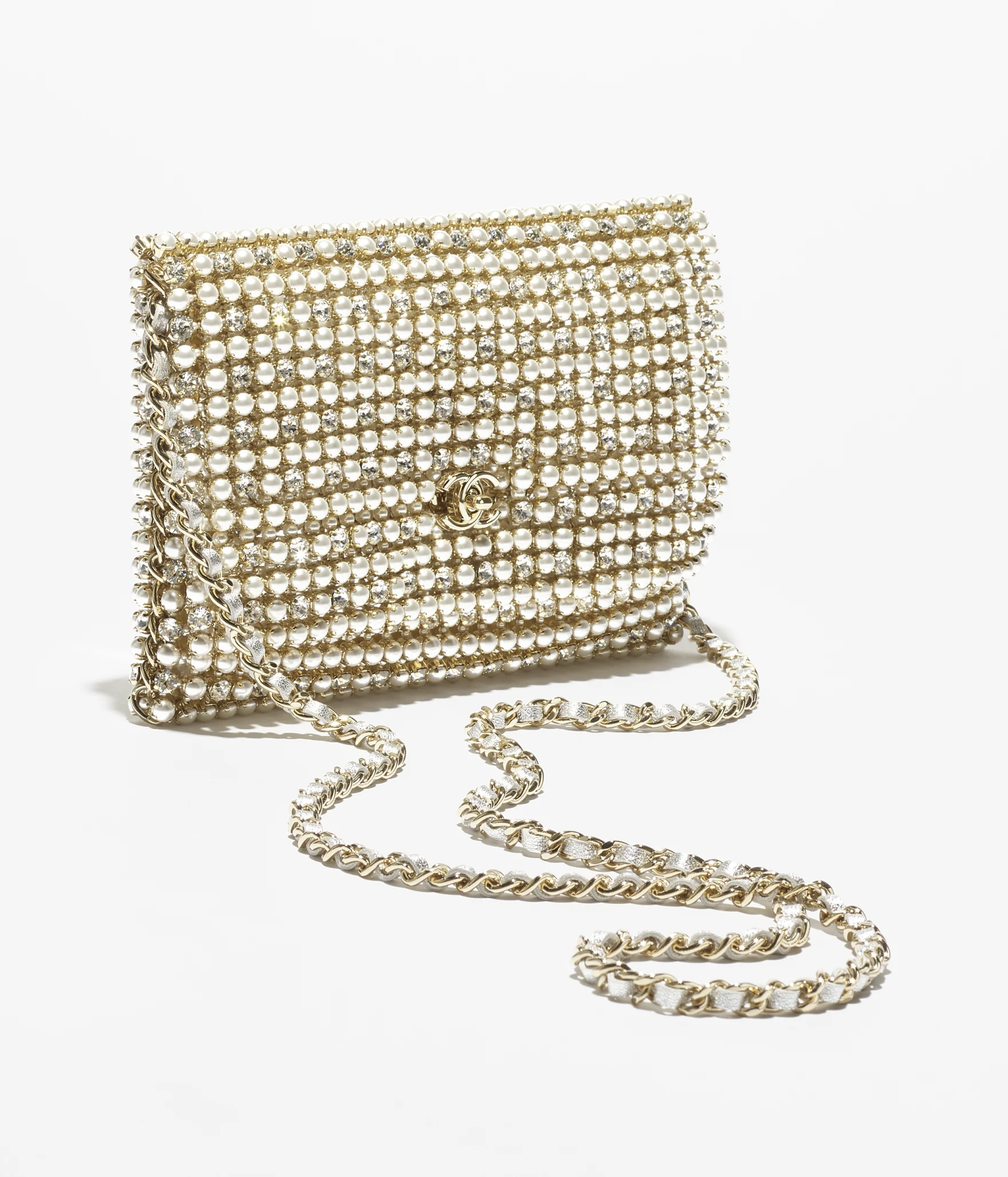 곧 매장에 풀릴거라는 샤넬 신상 시즌백 | 인스티즈