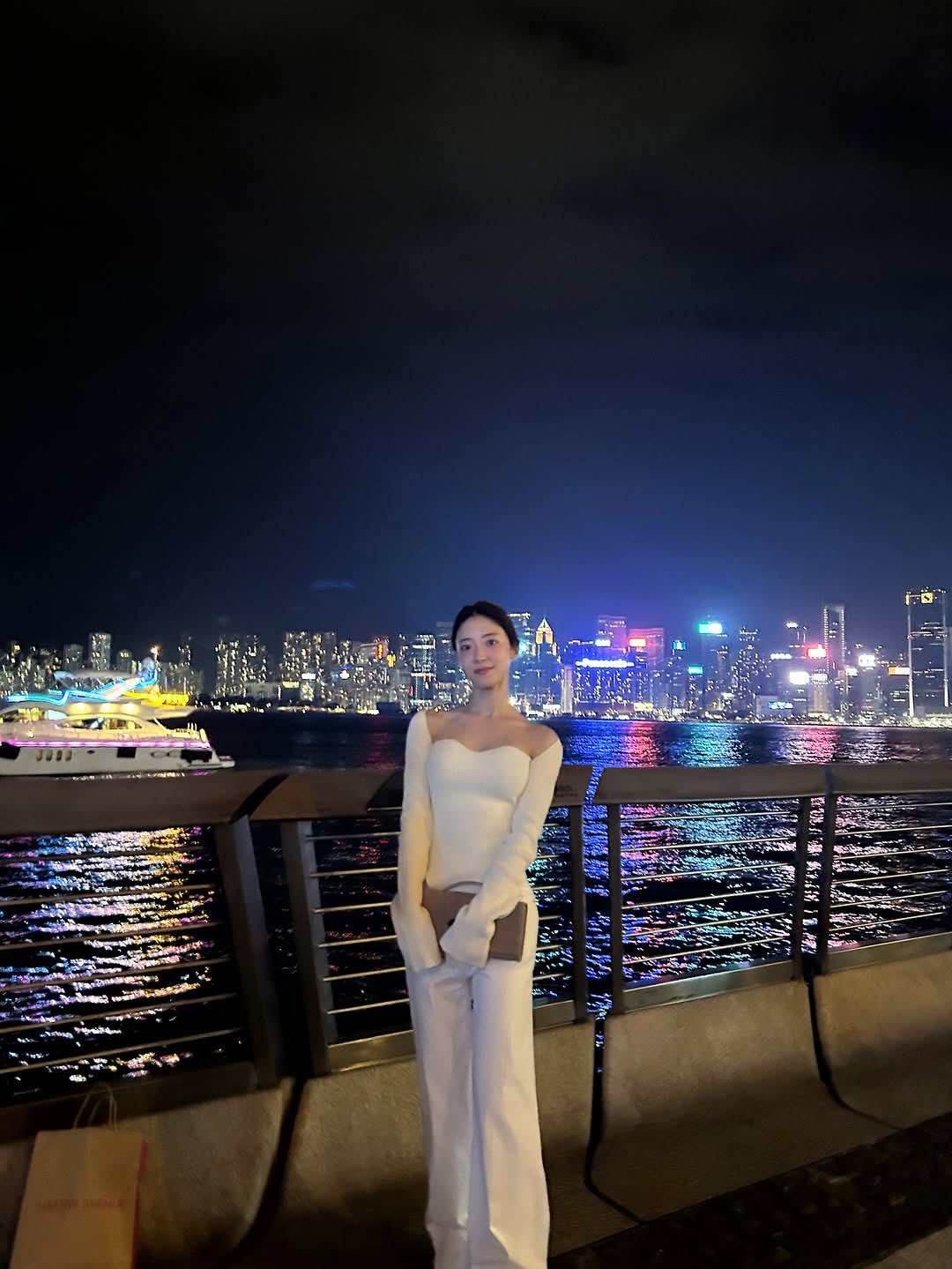 [정보/소식] 홍콩참사 때문에 인스타 올렸다 빛삭한 이세영 | 인스티즈