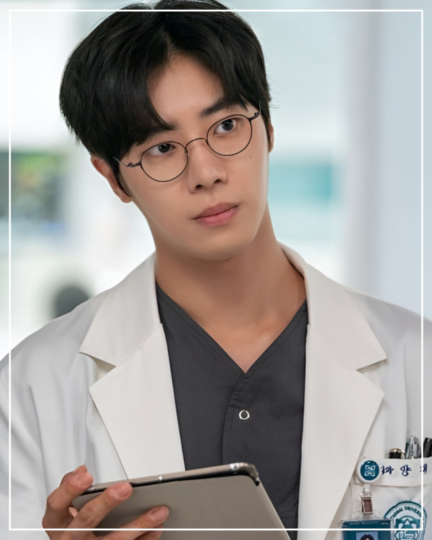 [잡담] 근데 김유정이 어려보이는게 아역 이미지 때문인듯 | 인스티즈