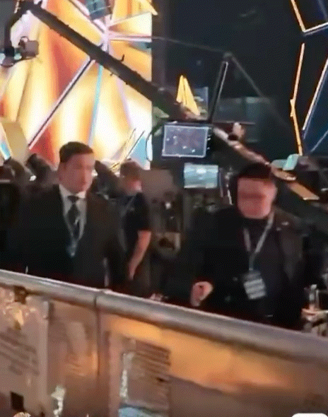 [잡담] 화제된 마마 지디 의상 + 주윤발 케미 | 인스티즈