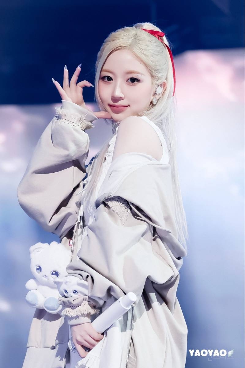 막콘에서 백금발 포니테일로 반응터진 엔믹스 해원 | 인스티즈