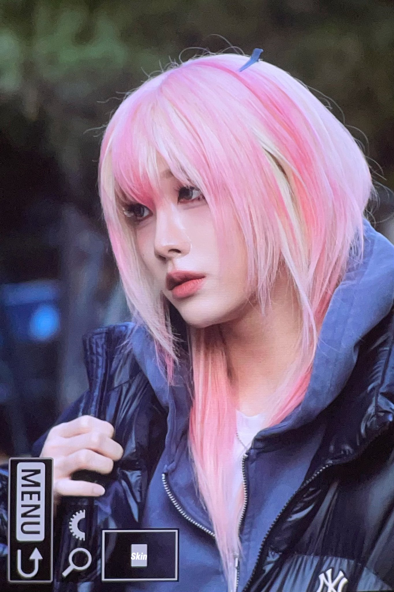 [잡담] 케이팝 최초 젠더리스 남돌 근황 | 인스티즈