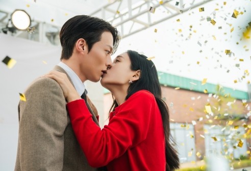 [정보/소식] 키스는괜히해서) '키스는 괜히 해서!' 장기용♥안은진, 아는 맛이 무섭네…로맨스 명장면 다섯 | 인스티즈