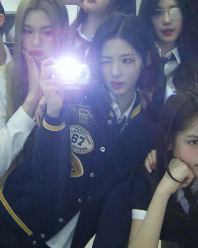 [잡담] 팬아저 공유한다 본진 그룹 하나 쯤은 있겠지… | 인스티즈