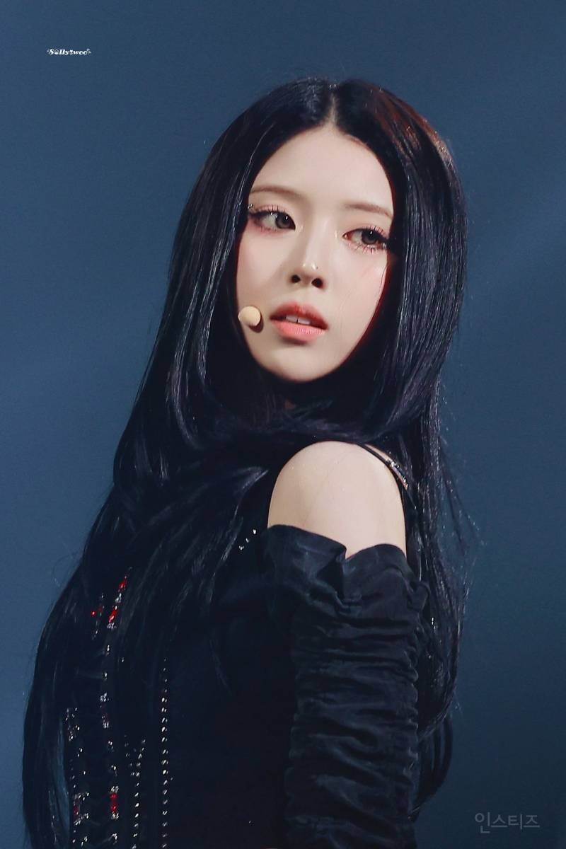 얼굴 진짜 말 안되는 거 같은 엔믹스 지우 최근짤 | 인스티즈