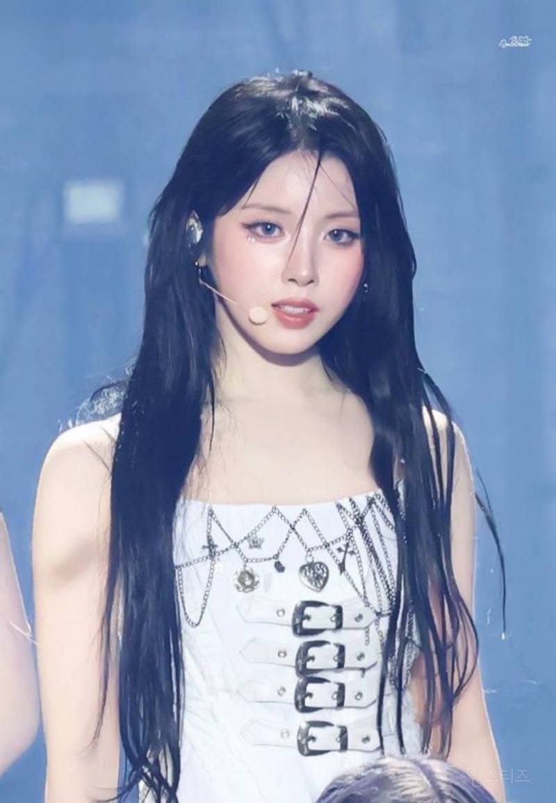 얼굴 진짜 말 안되는 거 같은 엔믹스 지우 최근짤 | 인스티즈