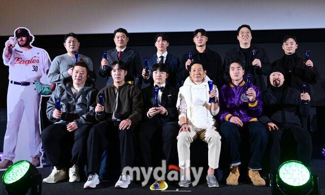 [잡담] 어제 시상식 드레스코드가 힙합이었대 | 인스티즈