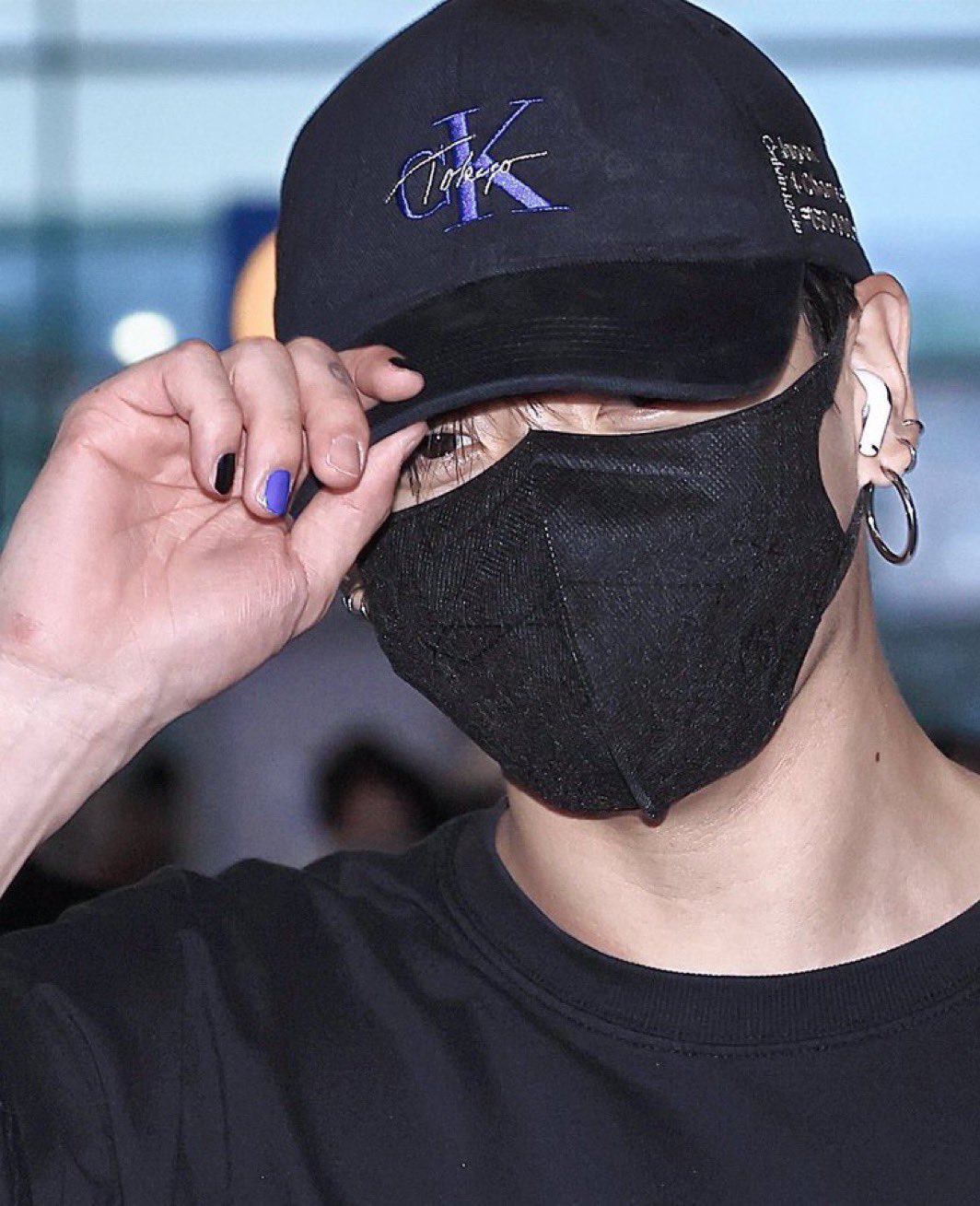 [마플] 손톱도 서로 장난치다가 바른건가 | 인스티즈