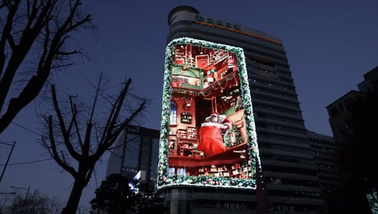광화문에서 볼 수 있는 초대형 산타클로스 ㄷㄷ | 인스티즈