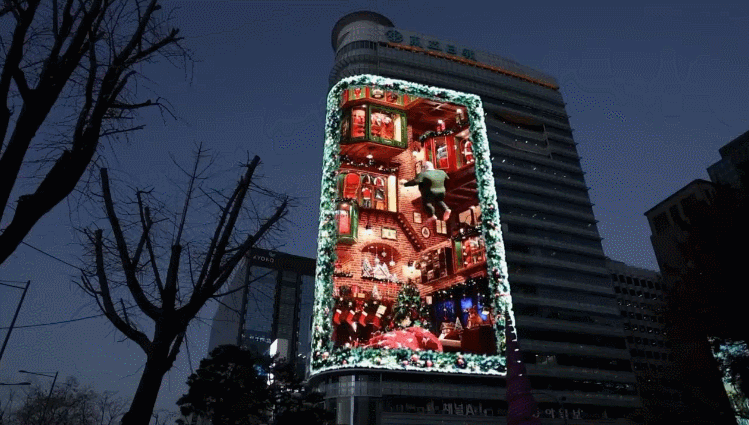 광화문에서 볼 수 있는 초대형 산타클로스 ㄷㄷ | 인스티즈