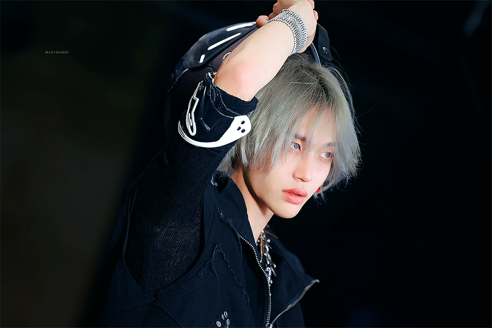 [잡담] 원빈이 오늘 뮤뱅 이 착창이었음 좋겠다아 | 인스티즈