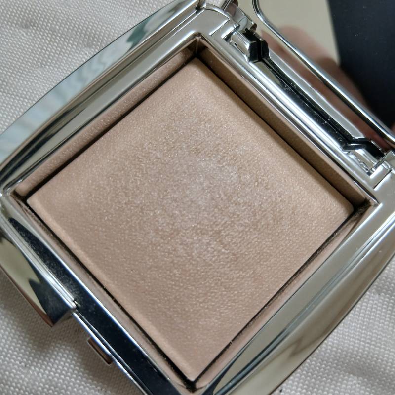 [잡담] 아워 인캔디센트 파우더로 쓰는거 진짜 개이쁘다 | 인스티즈