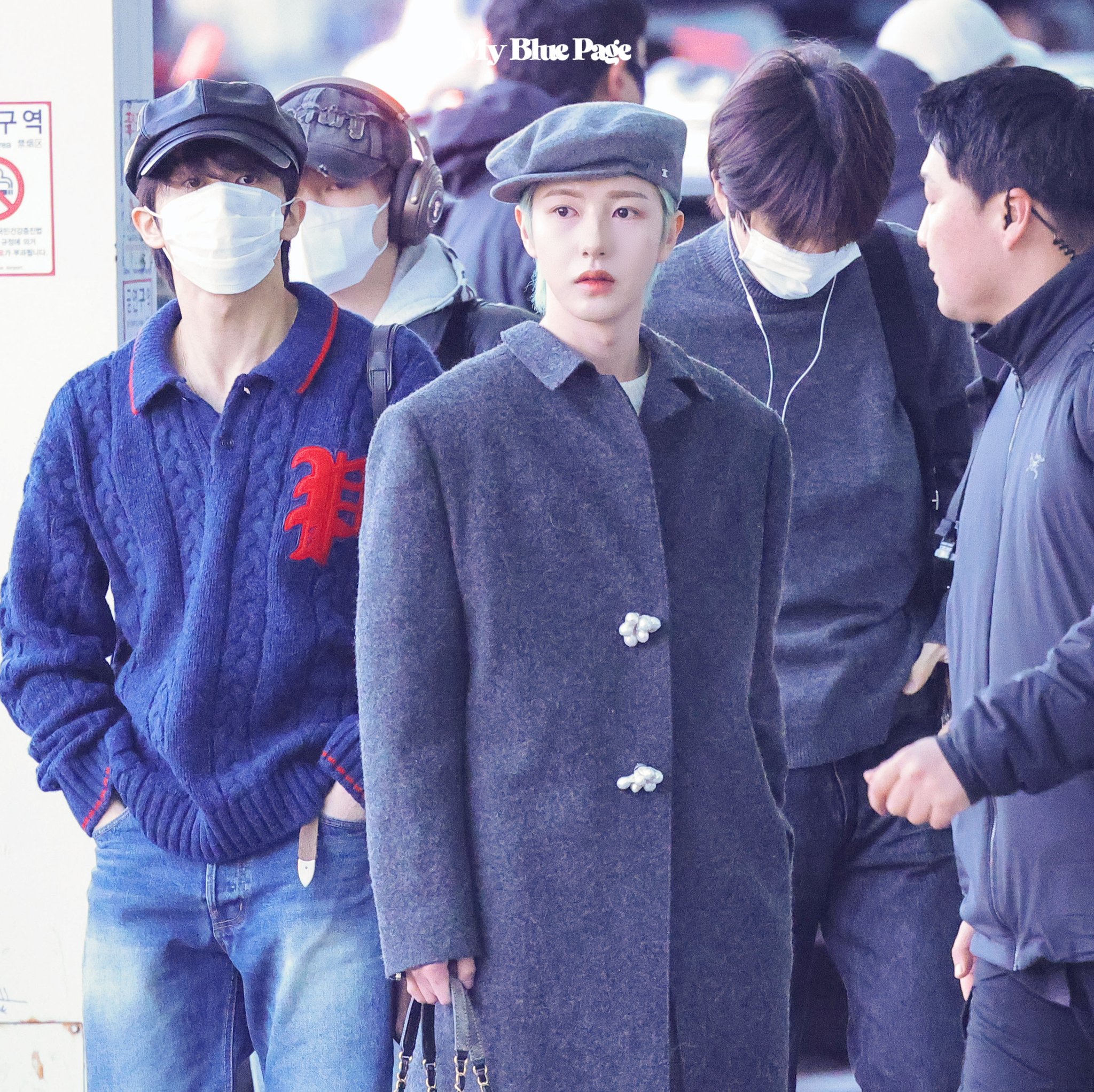 [잡담] 오늘 런쥔이랑 마크 둘 다 빵모자 썼네 | 인스티즈