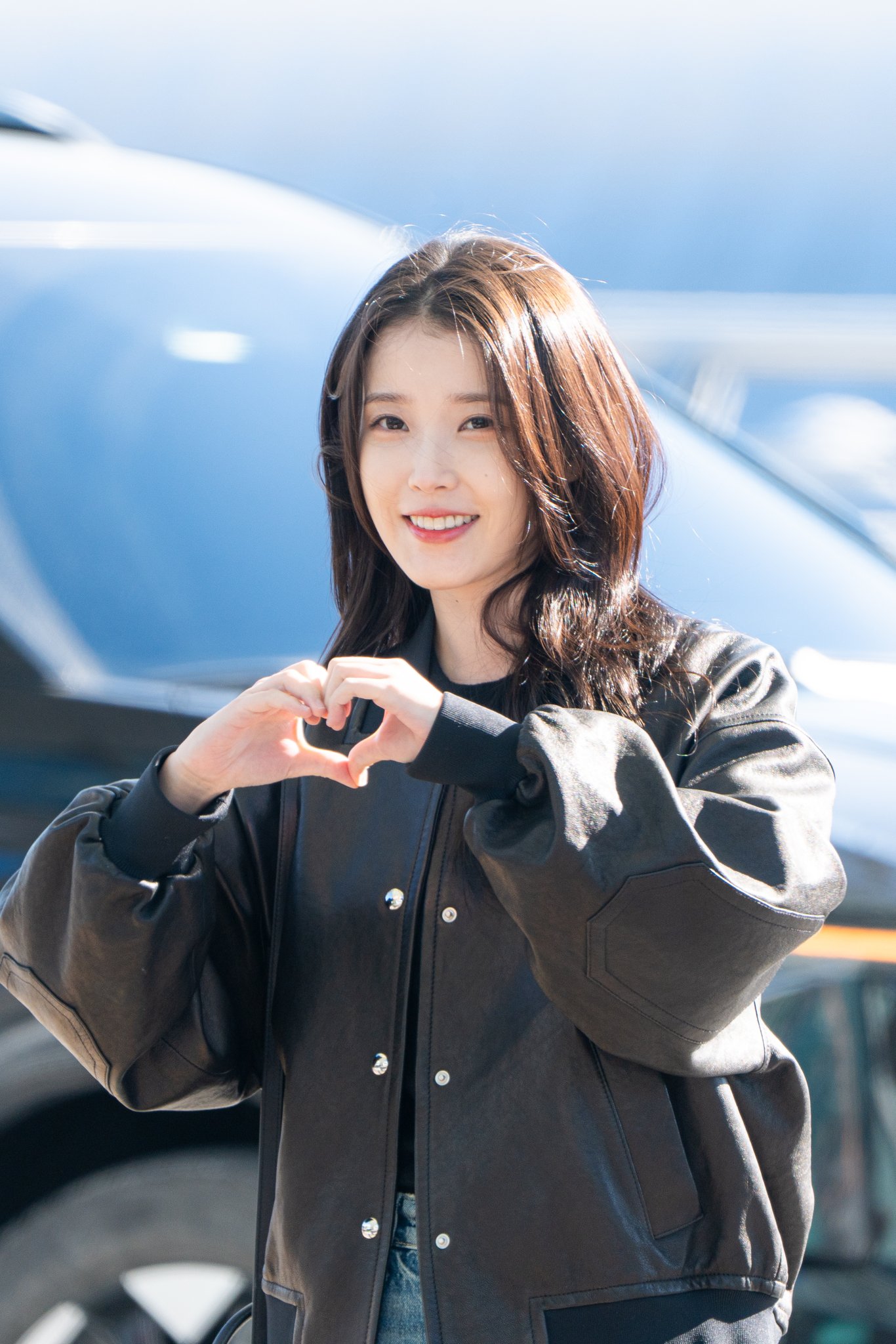 [잡담] 아이유 출국 프리뷰 | 인스티즈