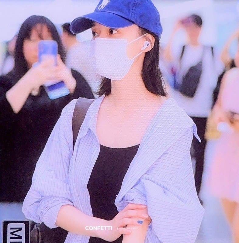 [잡담] 정국 윈터 약지손가락 네일 | 인스티즈