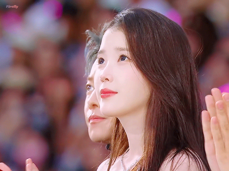 [잡담] 아이유) 나 이런 거 혼자 보는 사람 아니야 | 인스티즈